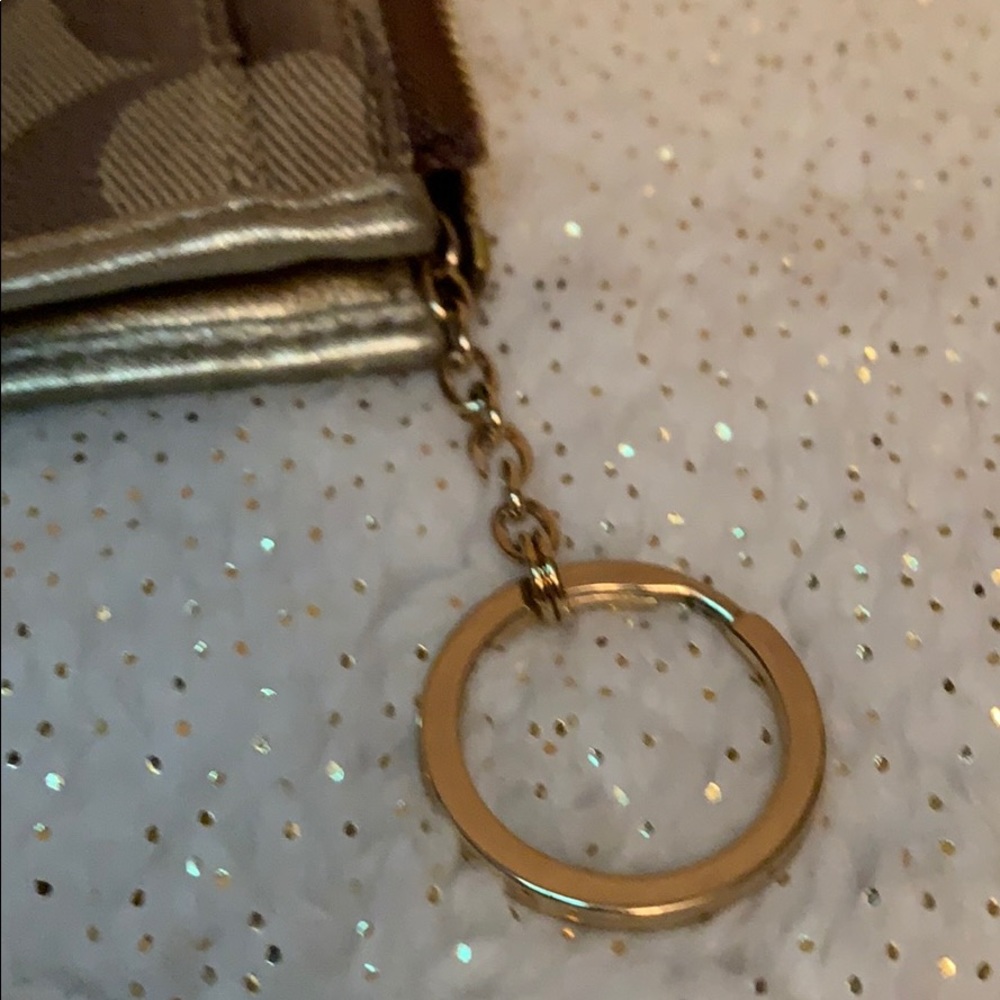Keychain card holder. - Picture 6 of 6